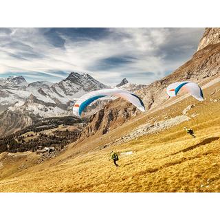 Smartbox  1 Gleitschirm-Tandemflug in 20 Minuten über die Schweizer Alpen für 1 Person - Geschenkbox 