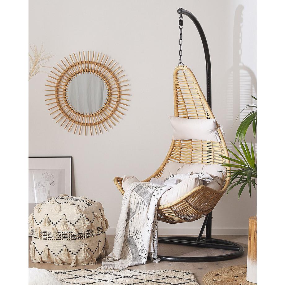 Beliani Hängesessel mit Gestell aus PE Rattan Retro ATRI II  