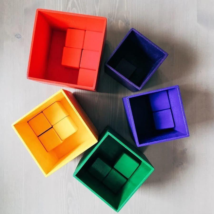 Montessori  Pédagogie Montessori, Jouets Montessori, Jouets en bois pour enfants - Cubes en bois colorés 