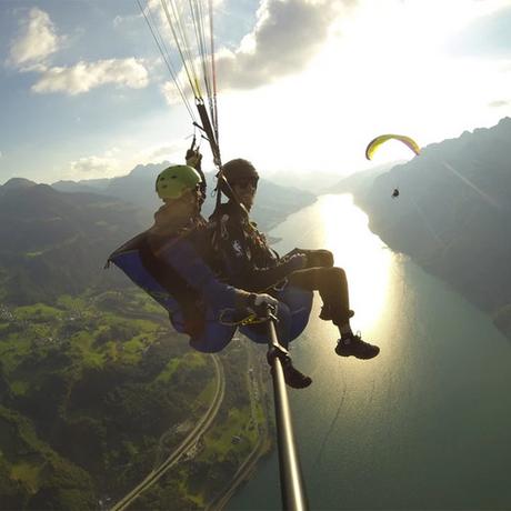 Geschenkidee  Gleitschirmflug "Abendflug" Walensee (für 1 Person) 