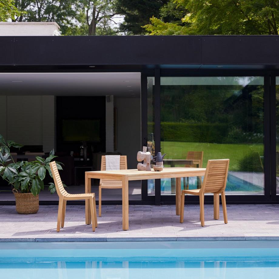 Tikamoon Set da giardino in teak massello con 4 sedie Teo  