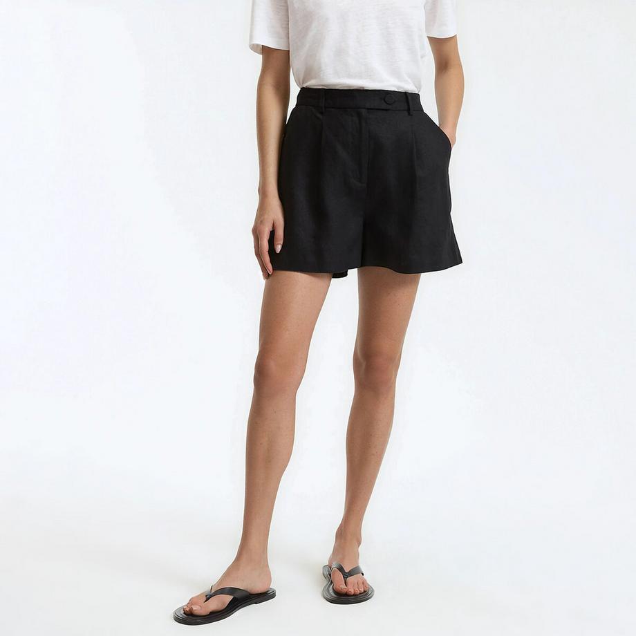 Shorts aus Leinen