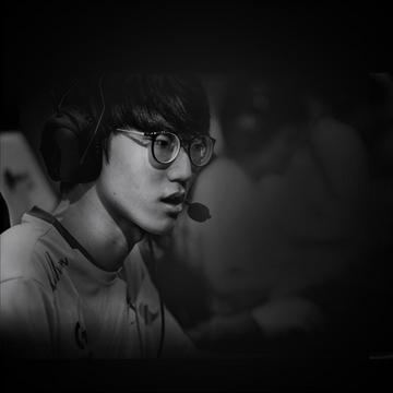 G Pro X Superlight Maus rechts RF Wireless 25600 DPI