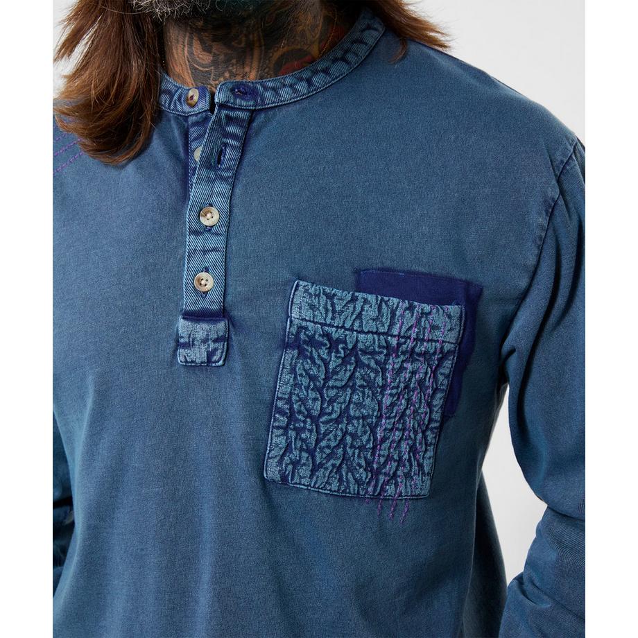Joe Browns Maglia Henley Indigo con look personalizzato  