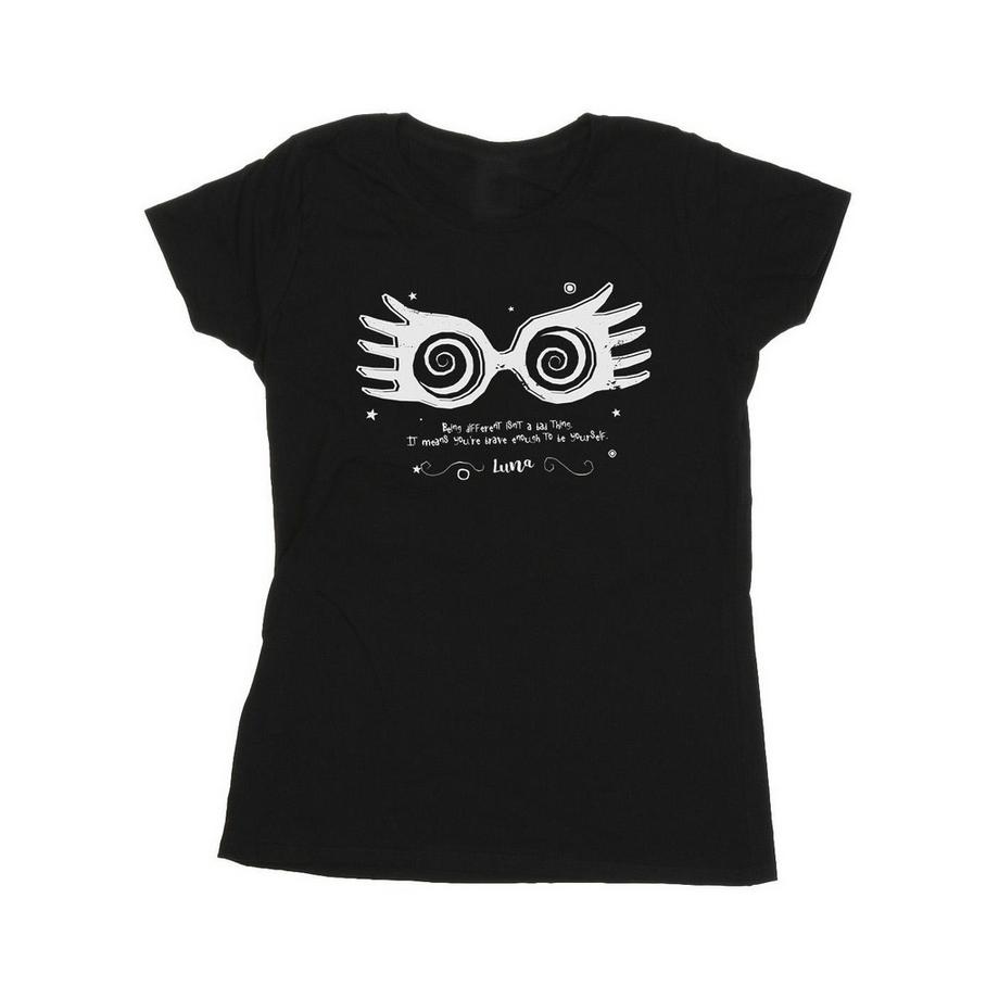 Tshirt BEING DIFFERENT