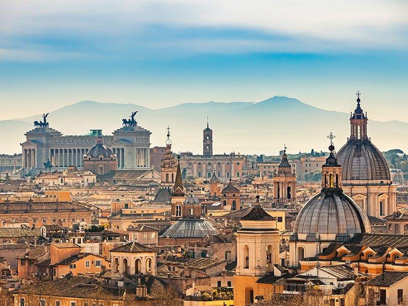 Smartbox  Alla scoperta di Roma con 2 notti e tour panoramico in Open Bus - Cofanetto regalo 