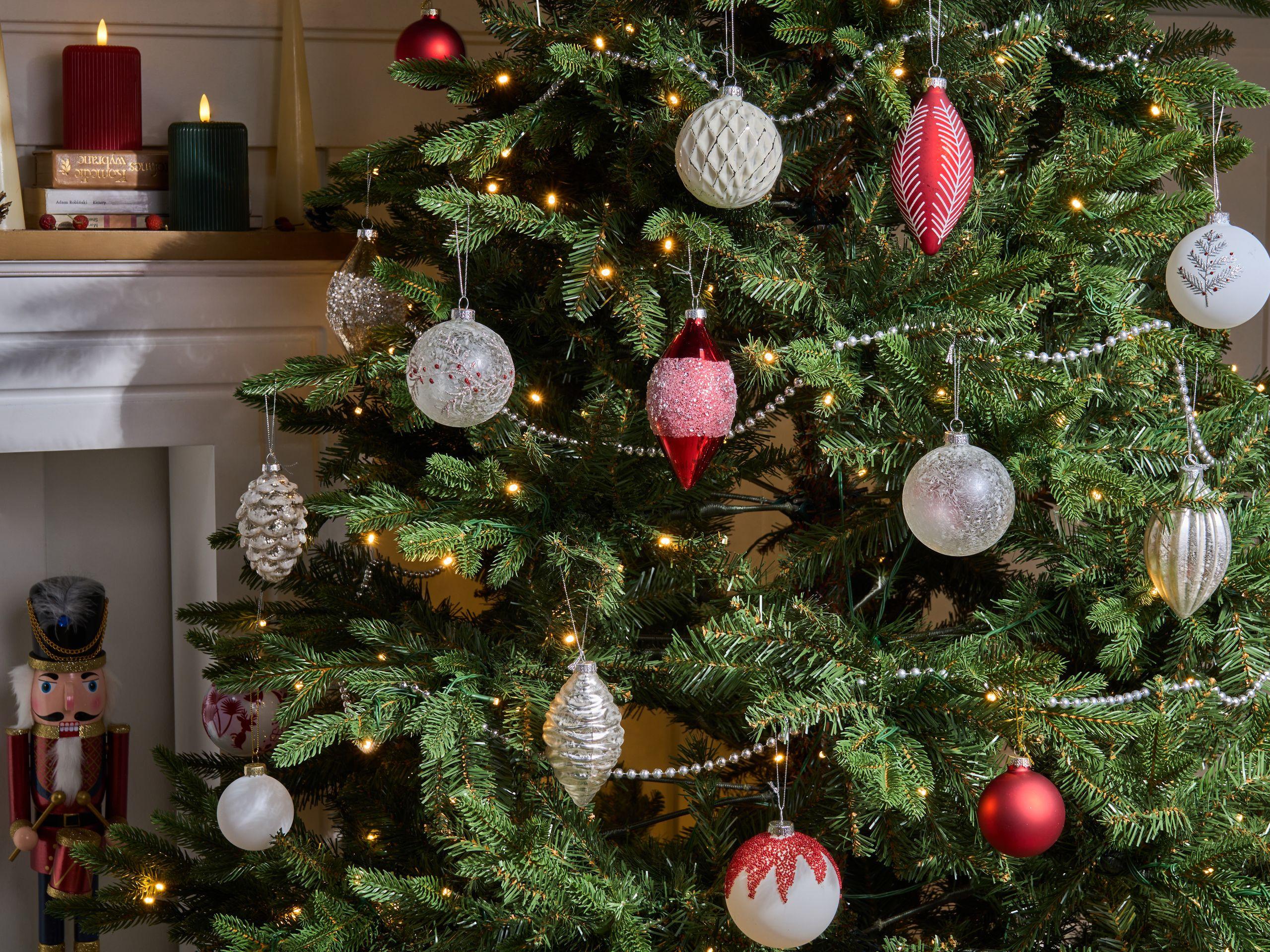 Beliani Lot de 50 boules en Verre Glamour SNOWFLAKE  