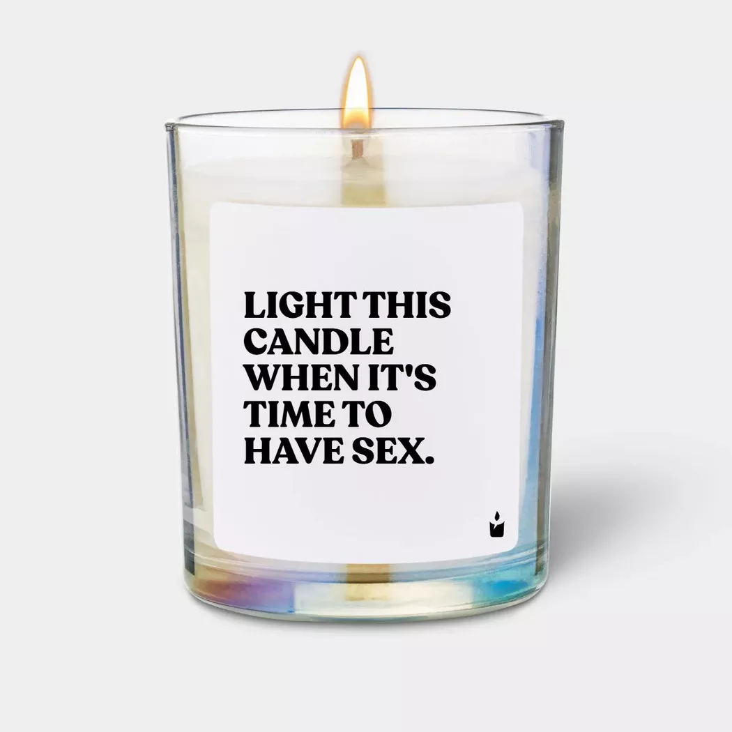CandleHand - Duftkerze Woody Light this candle when it