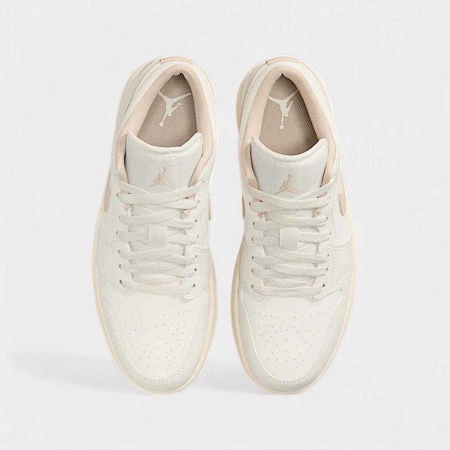 NIKE  Air Jordan 1 Low - Sail Rattan 