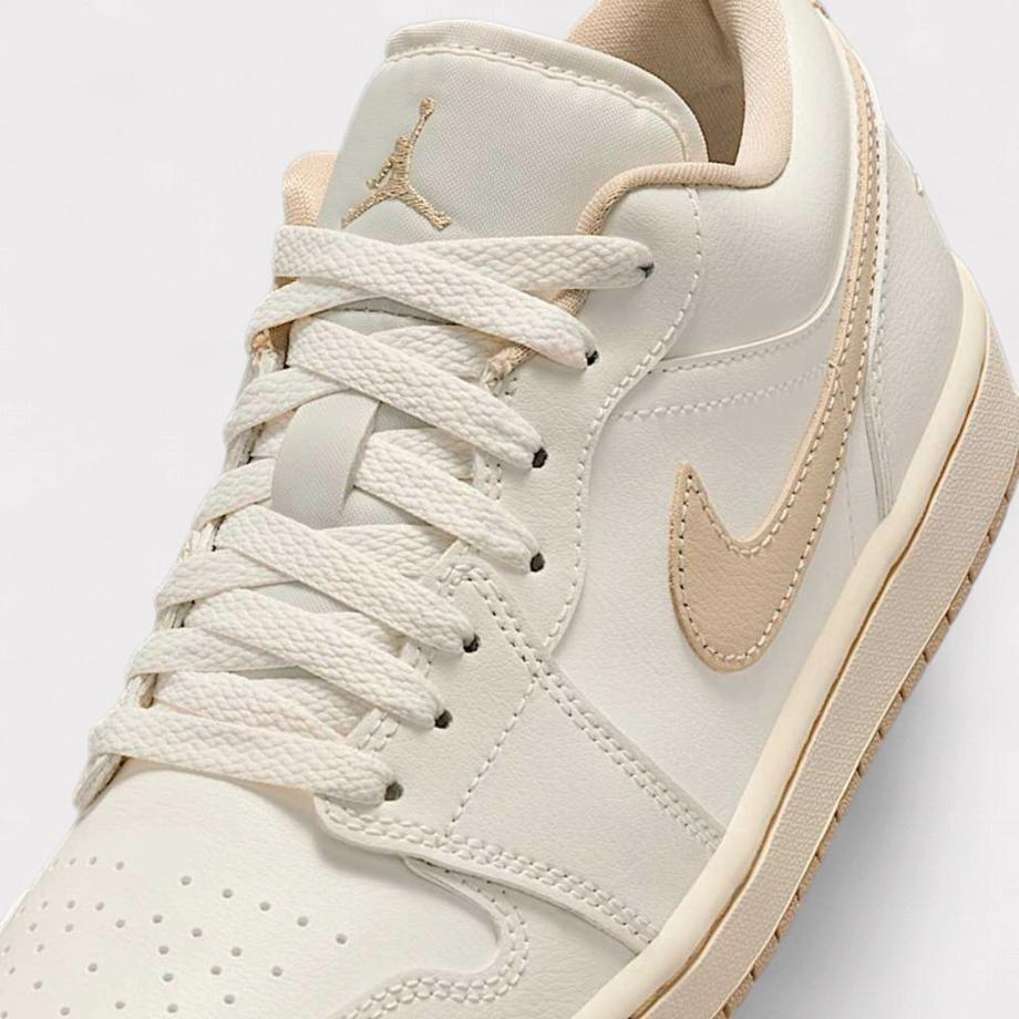NIKE  Air Jordan 1 Low - Sail Rattan 