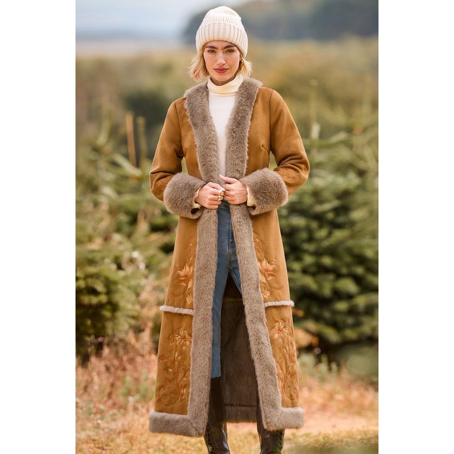 Winter-Boho bestickter Mantel mit Kunstfellfutter