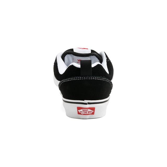 VANS  Knu Skool-5.5 