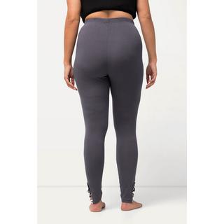 Ulla Popken  Leggings aderenti con laccetti decorativi sull'orlo e cintura elastica 