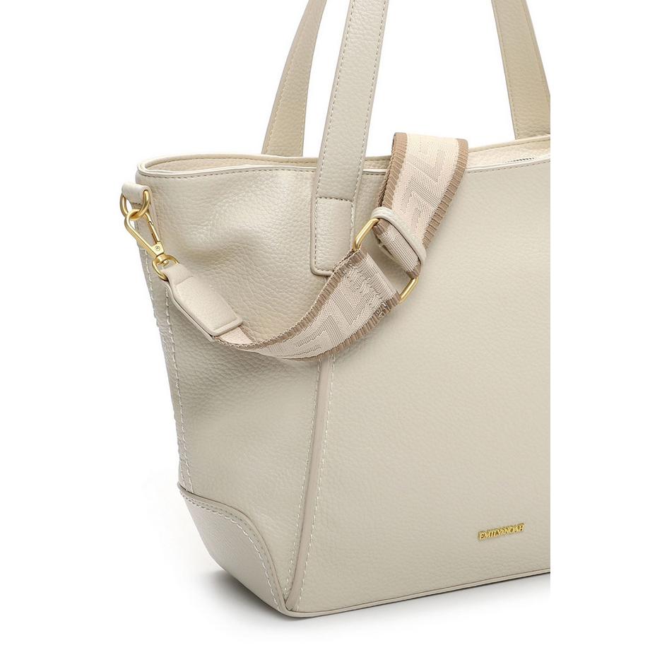 Emily & Noah Julie Shopper  