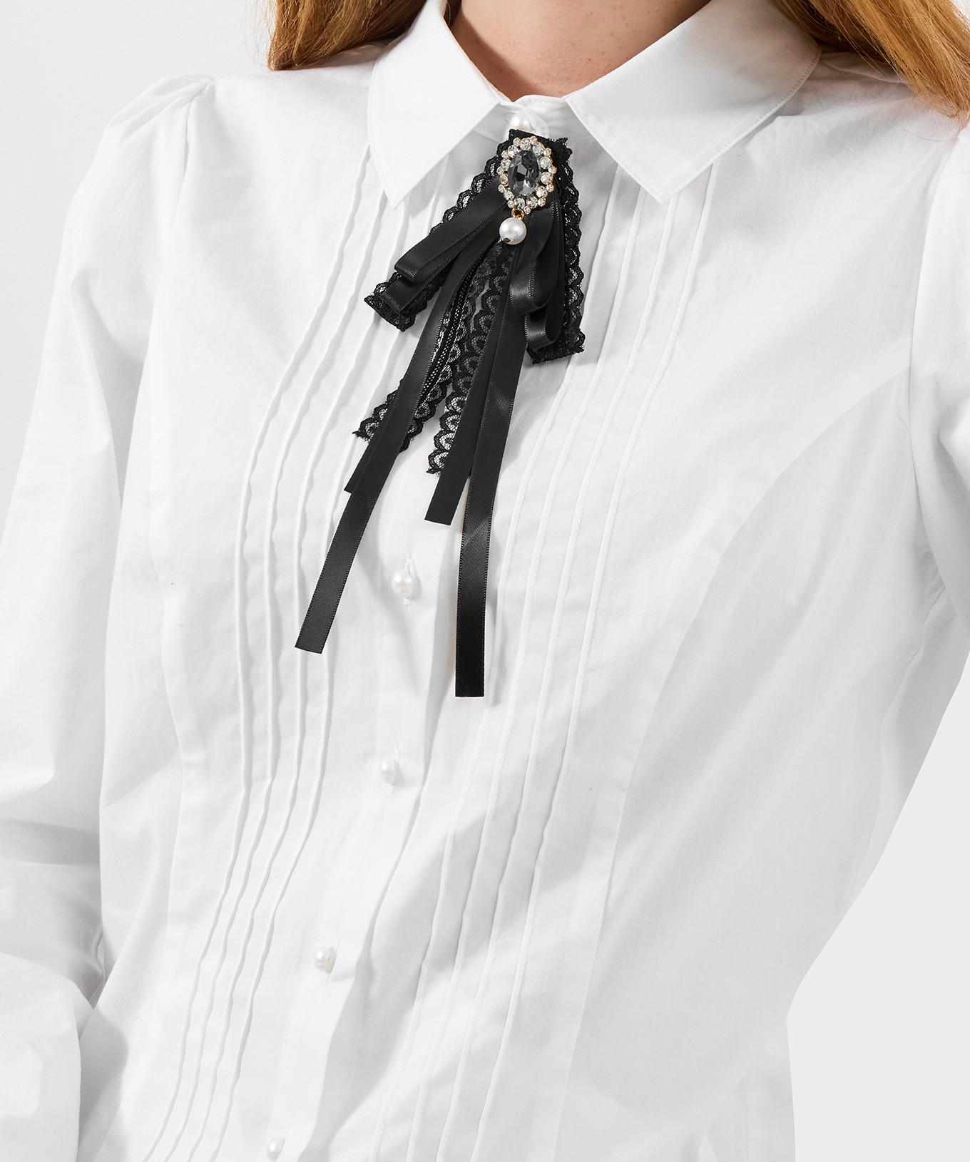 Joe Browns Weisses Hemd mit Schmuckbrosche  