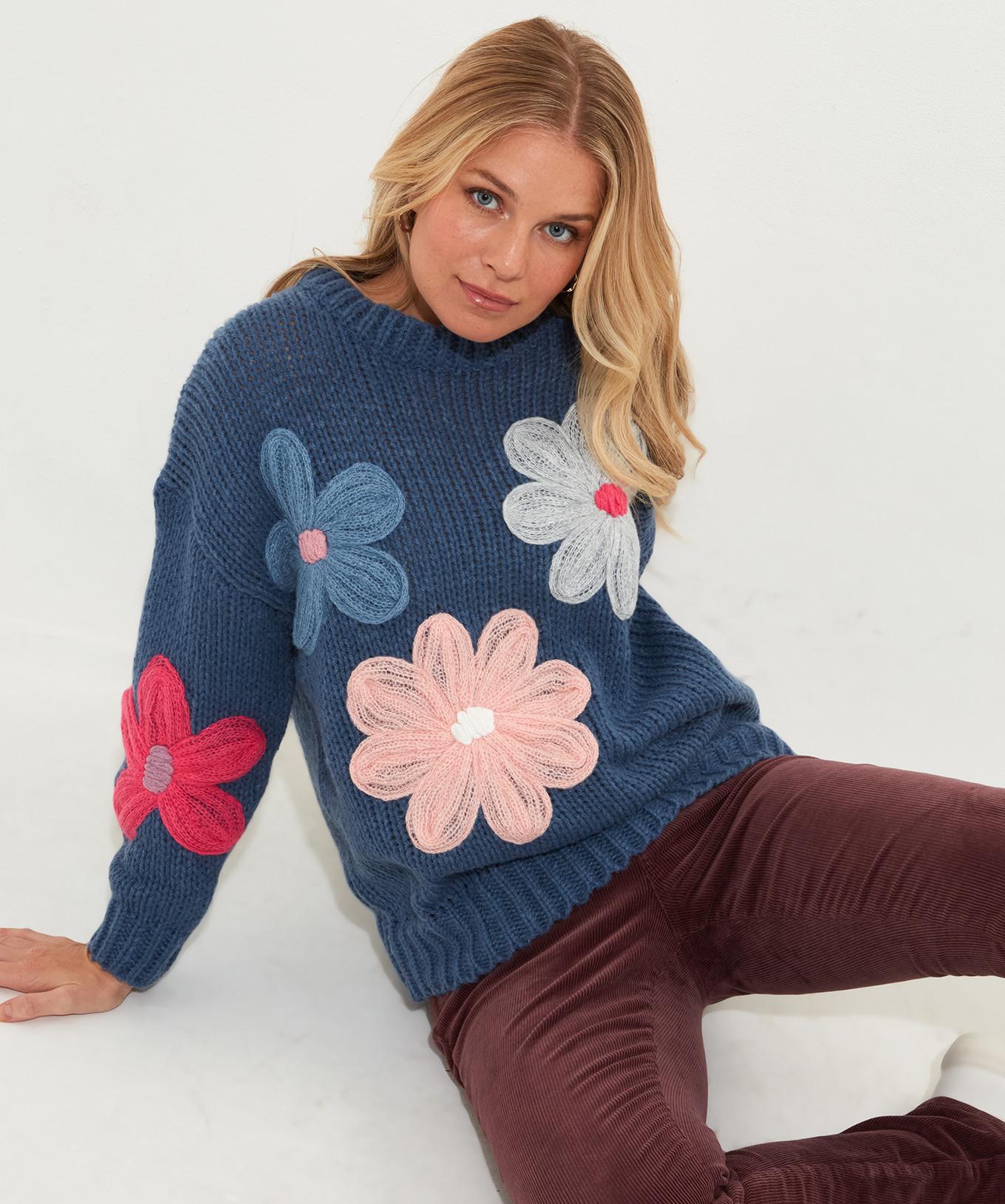 Joe Browns  Übergroßer Pullover mit Blumenapplikationen 