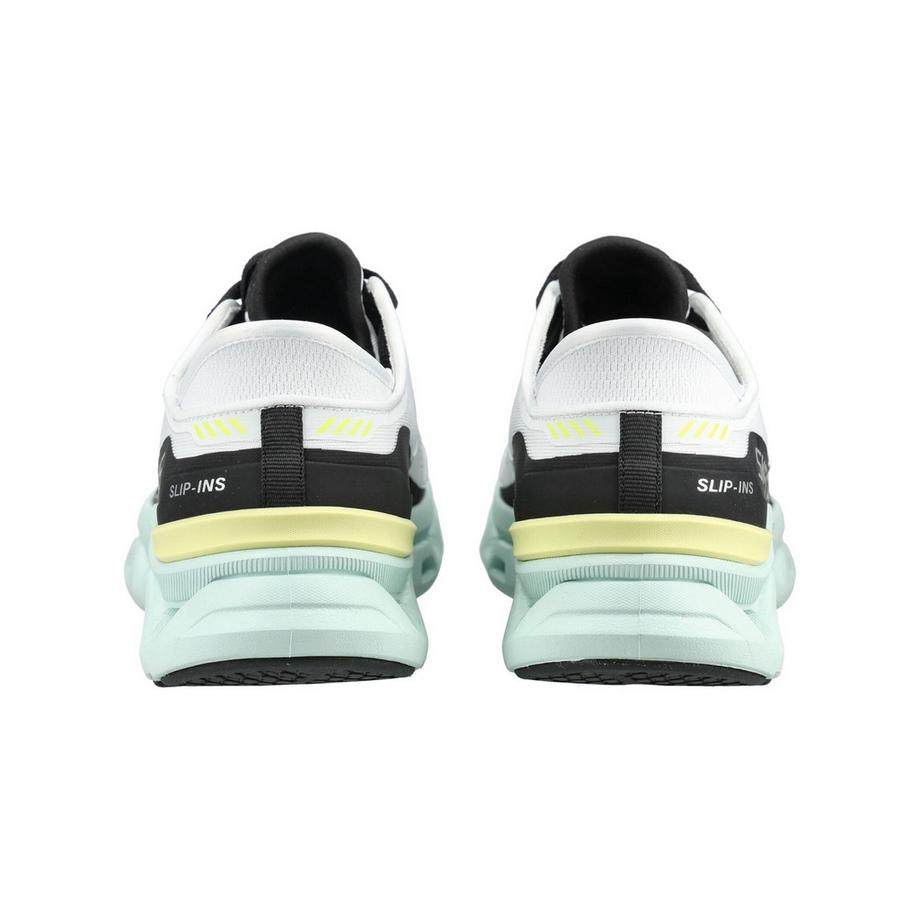SKECHERS Glide-Step Sneaker  
