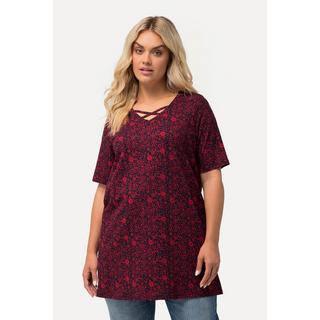 Ulla Popken  T-shirt dal taglio svasato con fiori, scollatura a V e mezze maniche 