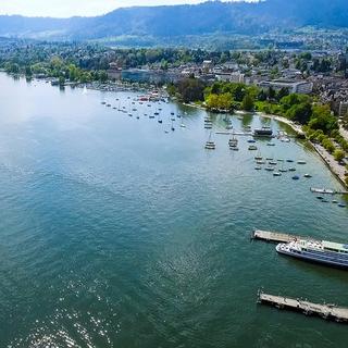 Geschenkidee  Ballonfahrt in der Region Zürichsee 