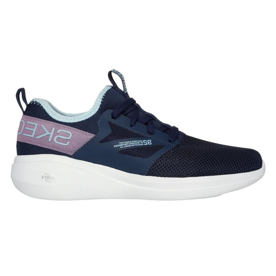 Go Run Fast Sneaker