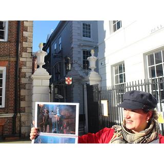 Smartbox  Com’è bello passeggiar con Mary Poppins®: tour di Londra a piedi per 2 - Cofanetto regalo 