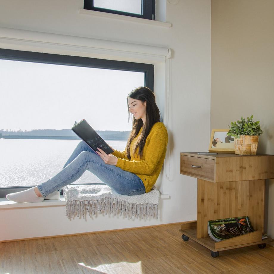 B2X Table d'appoint à roulettes  