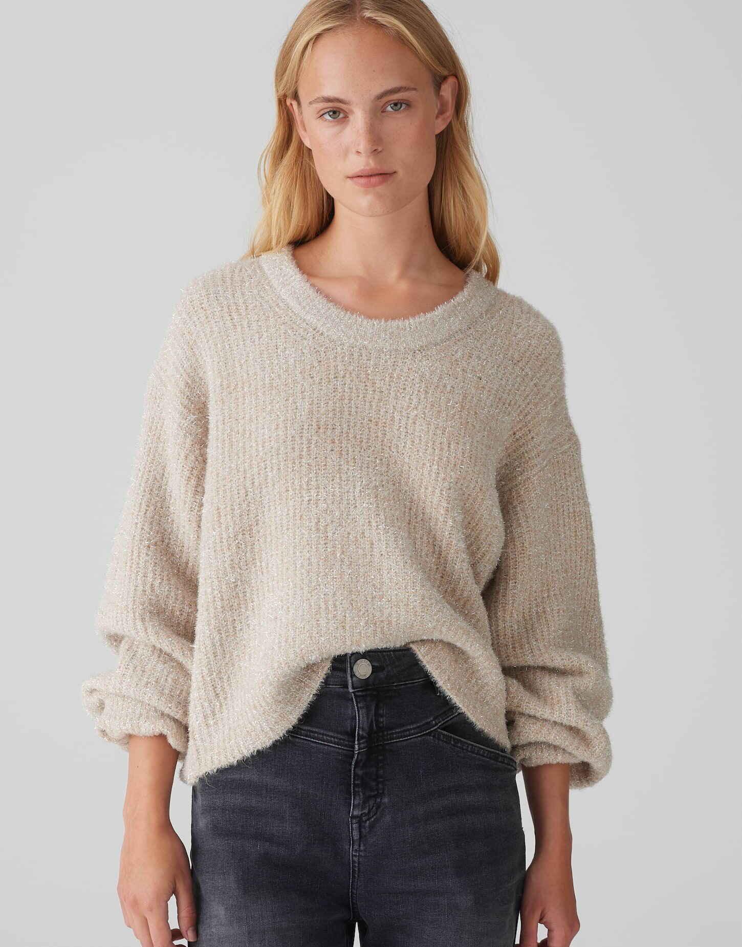 OPUS  Pull en tricot coupe ovale 