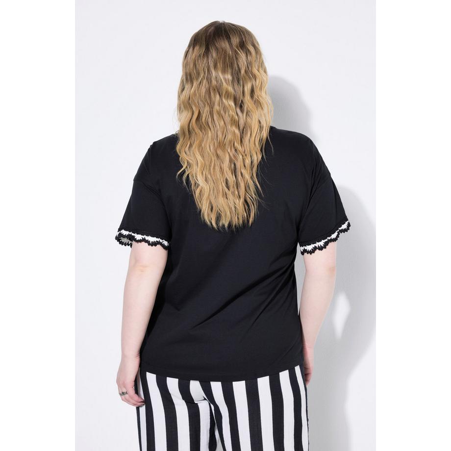 Studio Untold T-shirt oversize mezze maniche orlo uncinetto  