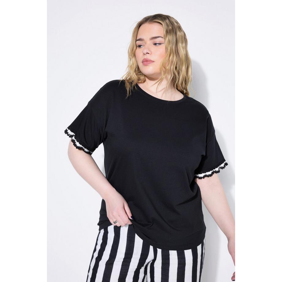 Studio Untold T-shirt oversize mezze maniche orlo uncinetto  