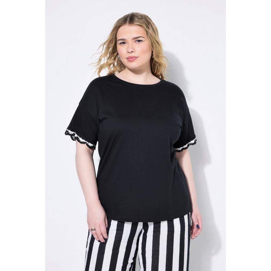 Studio Untold T-shirt oversize mezze maniche orlo uncinetto  