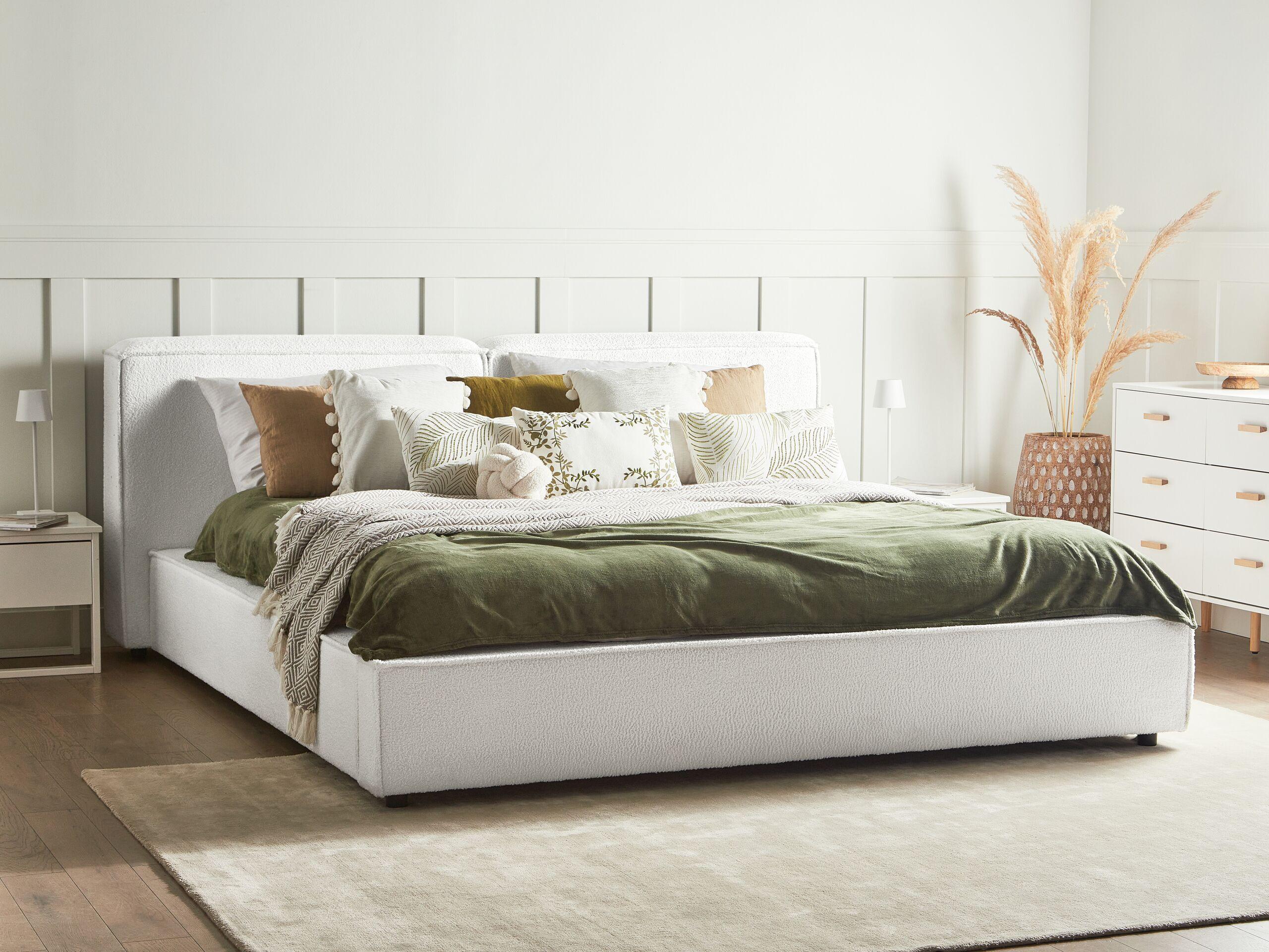 Beliani Lit avec sommier en Bouclé Rétro LINARDS  