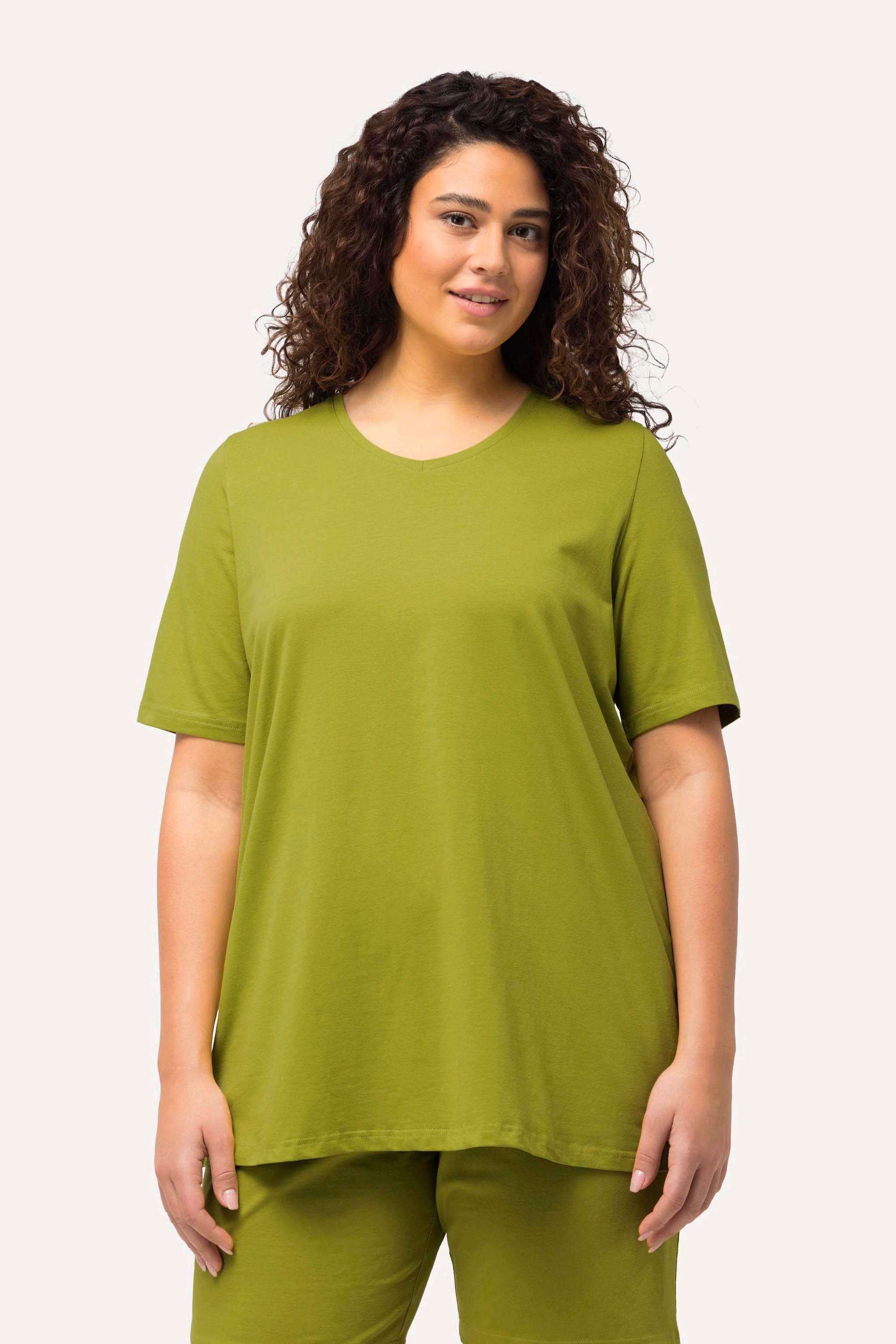 Ulla Popken  T-shirt dal taglio svasato con scollo a V e mezze maniche 