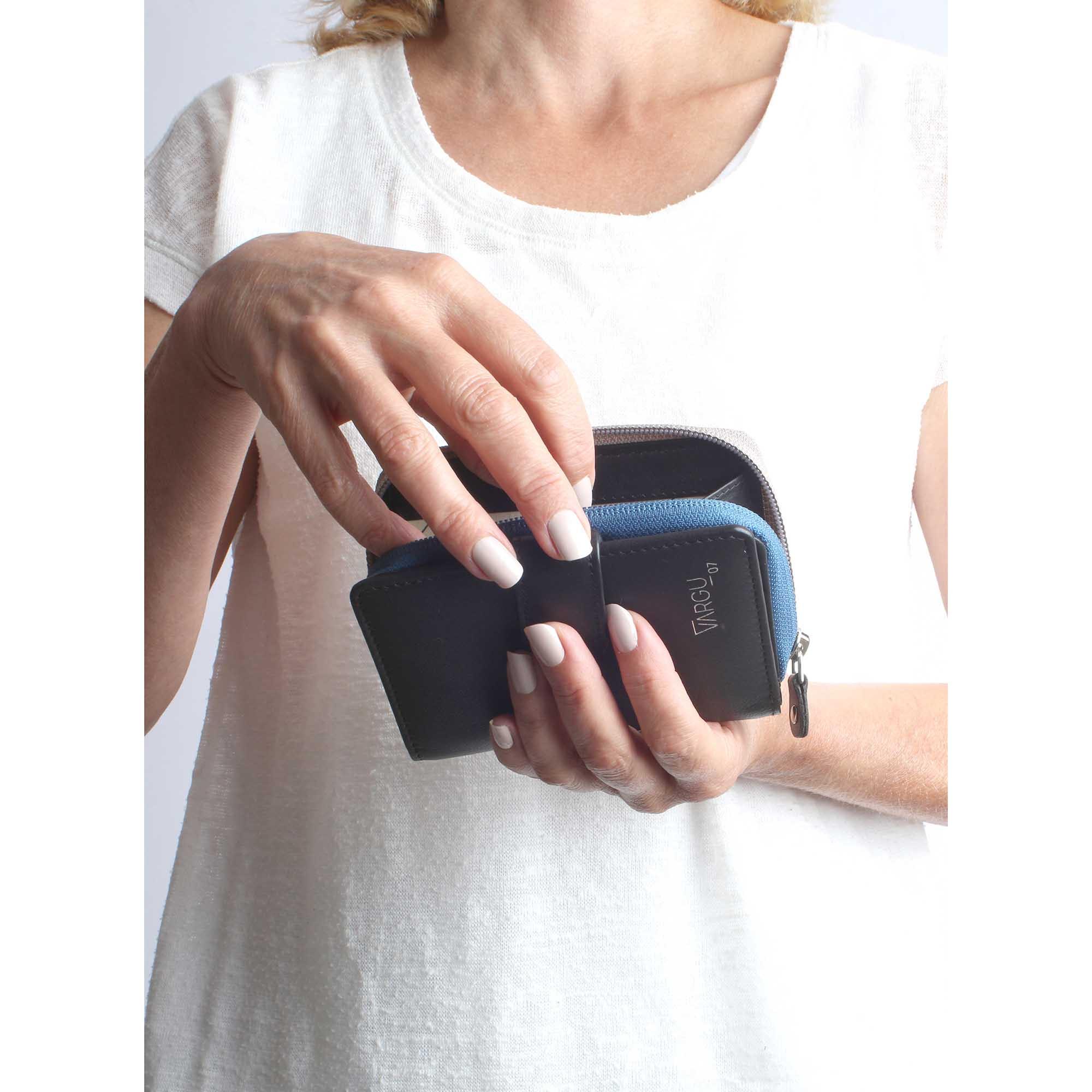 VARGU VINEM 1-A Portefeuille en cuir véritable  