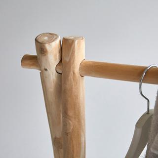 Tikamoon Attaccapanni semplice in teak massello Kilim  