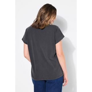 Studio Untold  T-Shirt, oversized, Nieten, acid washed 