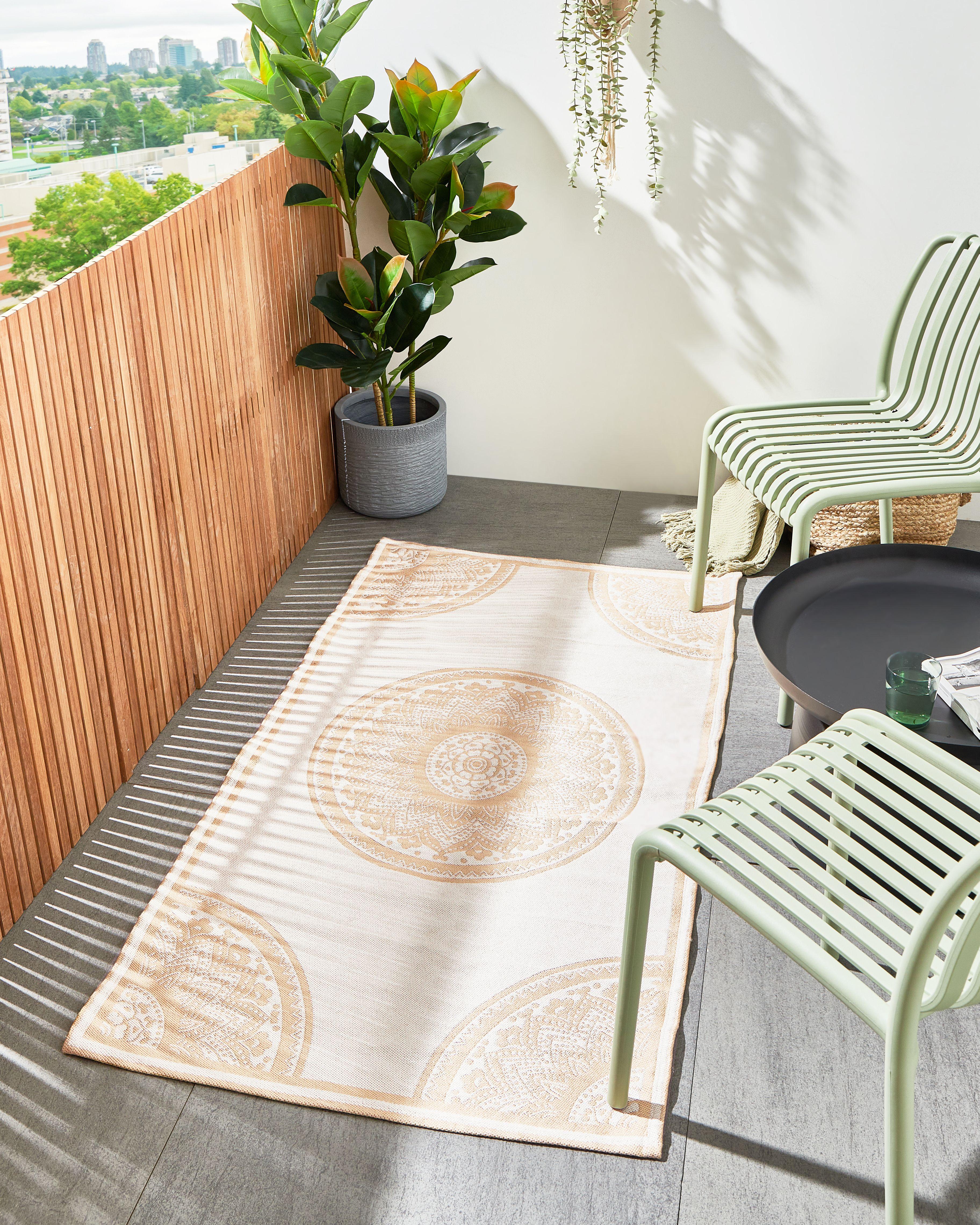 Beliani Outdoorteppich aus Polypropylen Modern HUBLI  