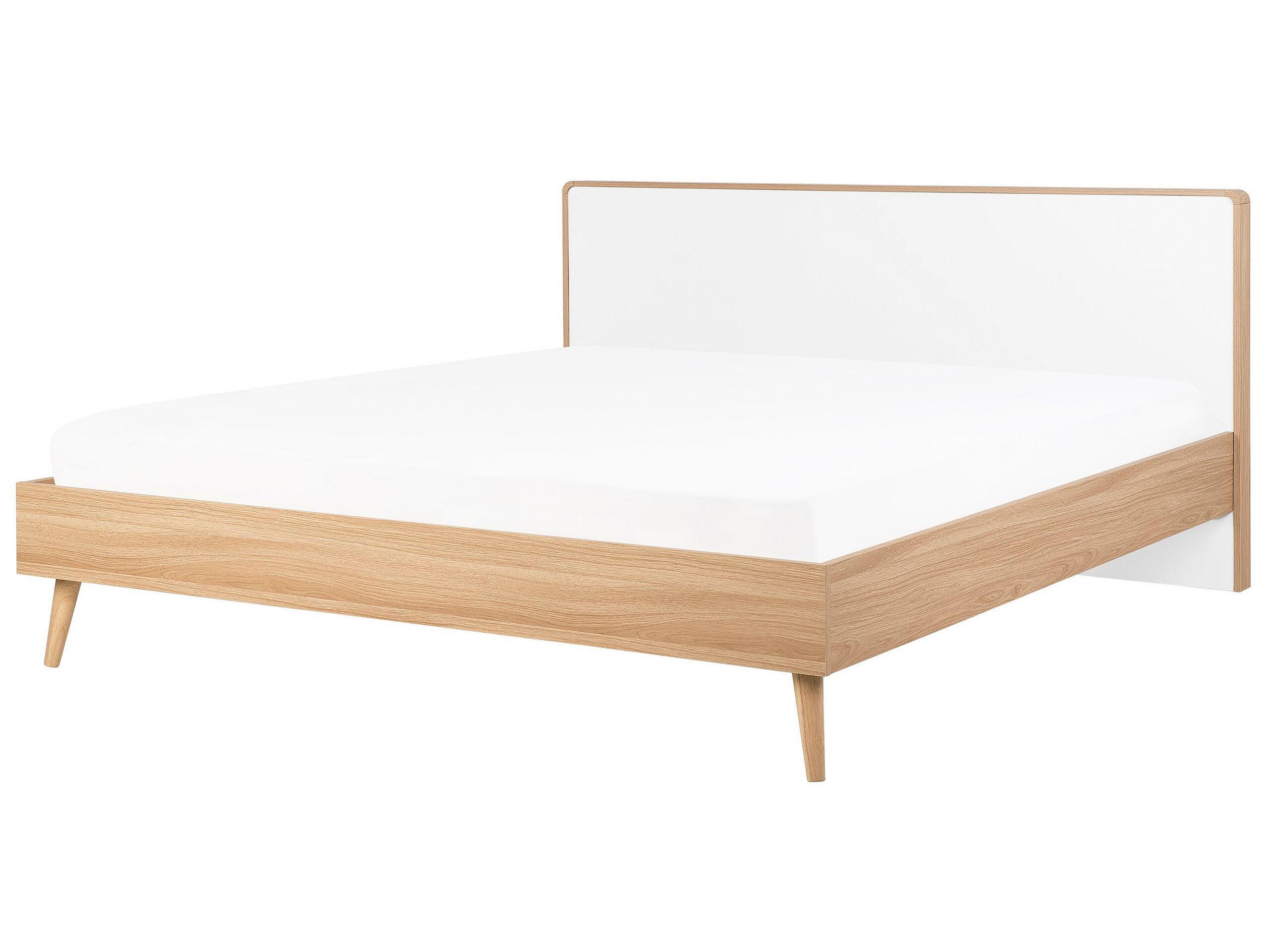 Beliani Lit avec LED en MDF Scandinave SERRIS  