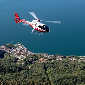 Helikopter Rundflug über Vallemaggia & Valle Verzasca - 15 Minuten (für 1 Person)