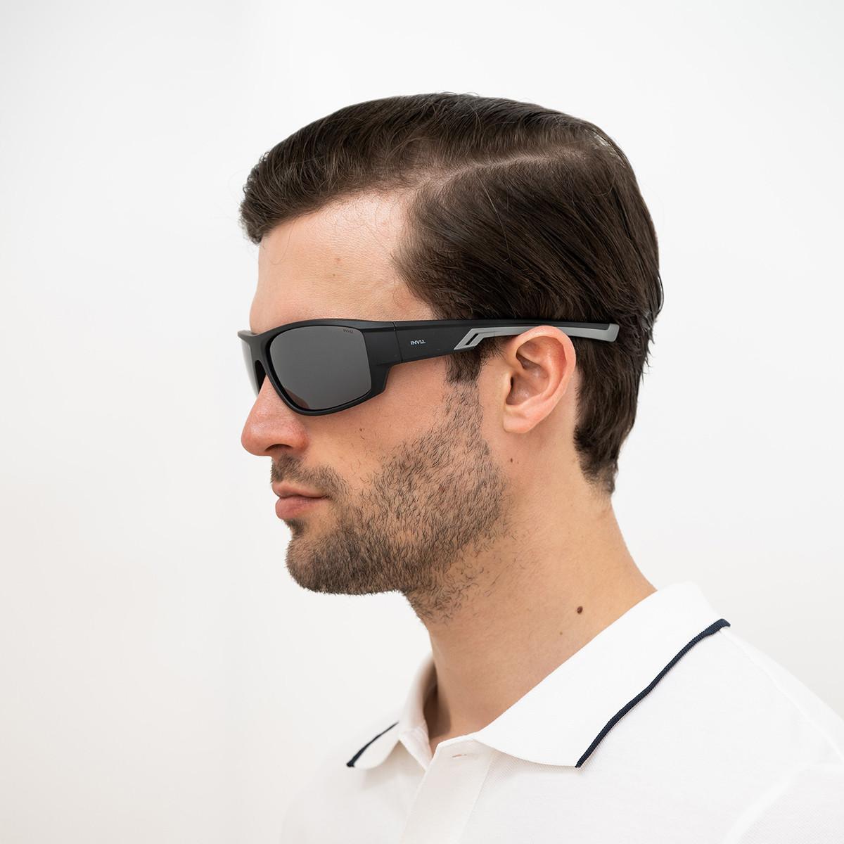 INVU Polarisierte Sport Sonnenbrille mit Etui  