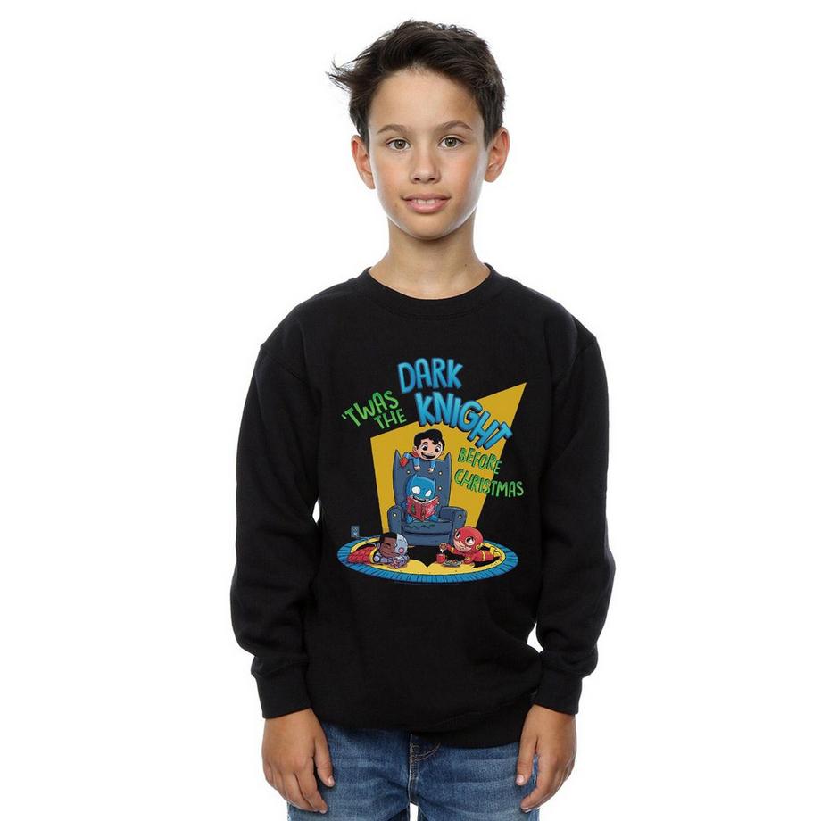 DC COMICS  Super Friends Dark Knight Before Christmas Sweatshirt 