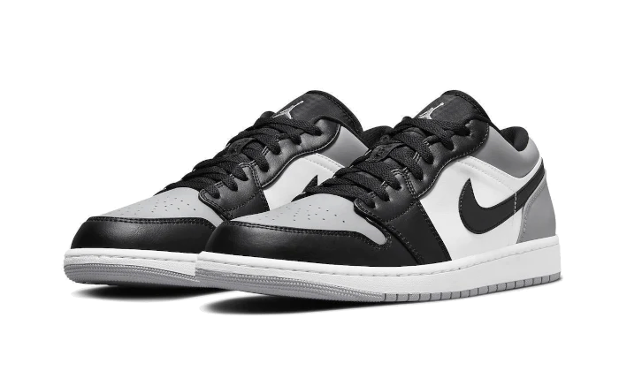 NIKE  Air Jordan 1 Low Shadow Toe 