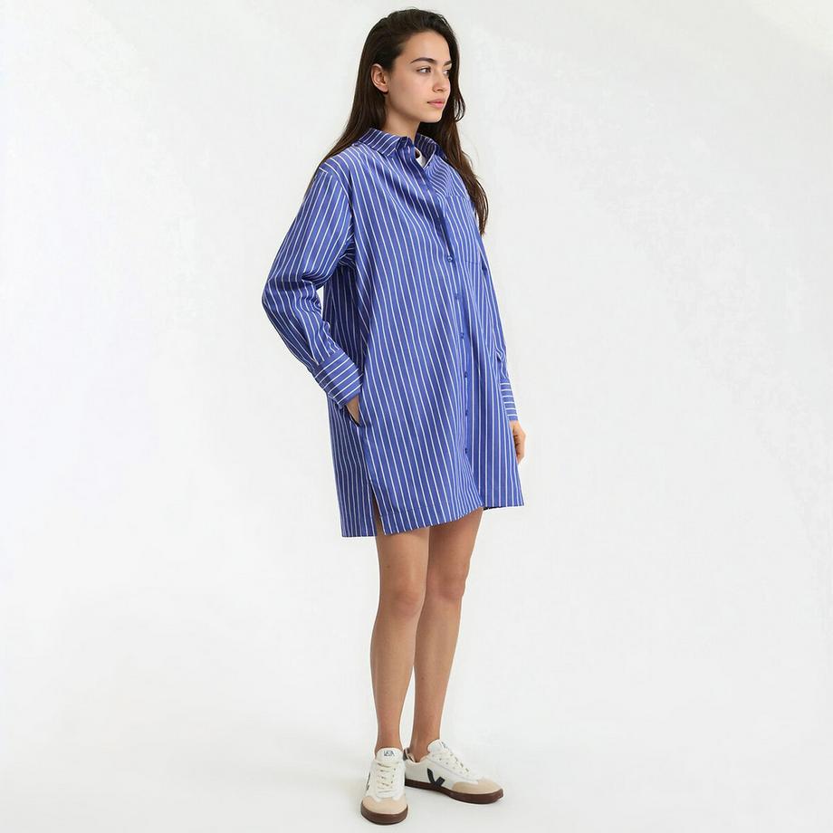 Gerades gestreiftes Kleid