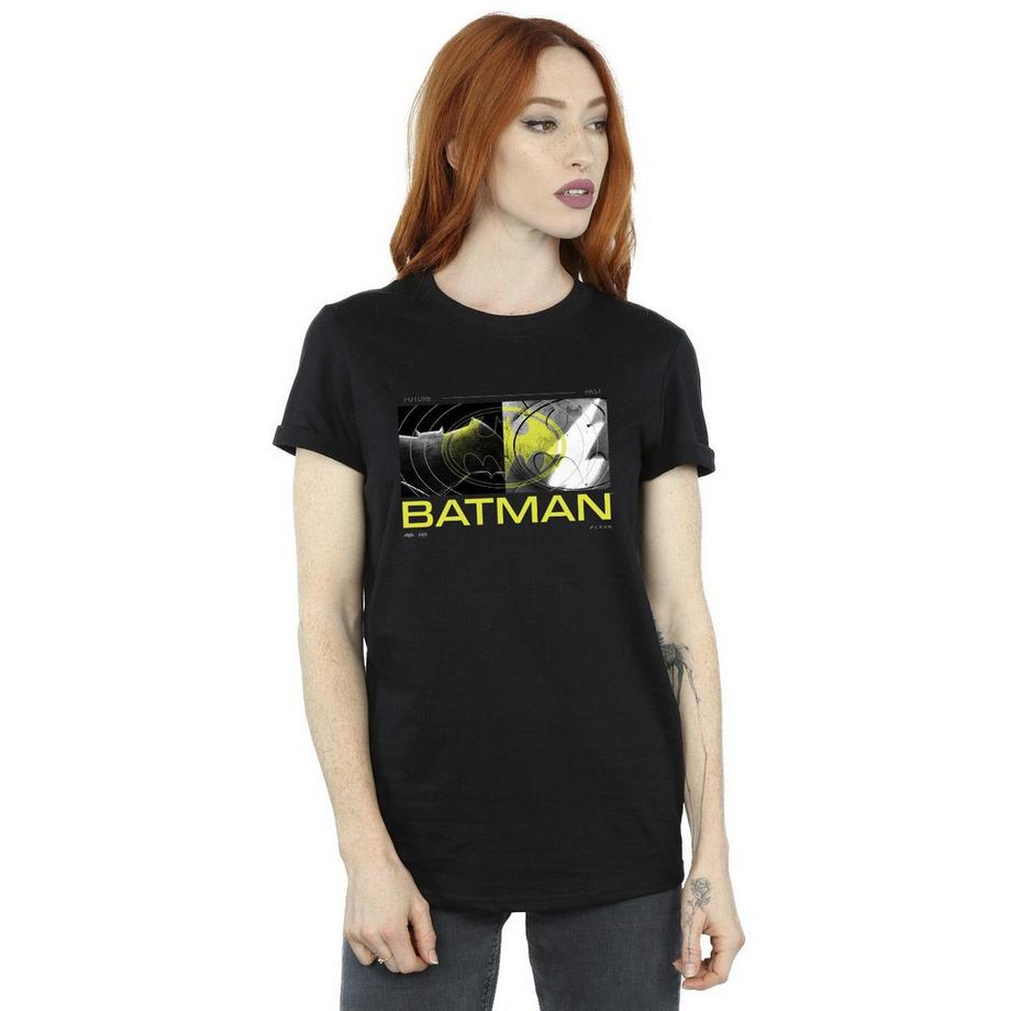 DC COMICS Future To Past Batman T-Shirt  