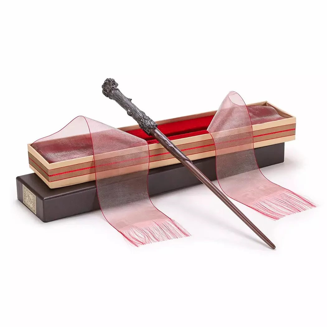 Harry Potter 's Wand in Ollivanders Box
