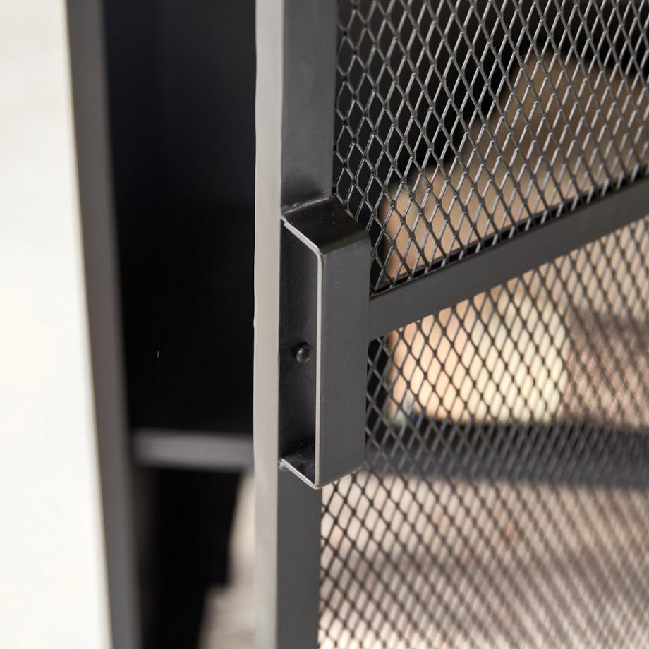 Tikamoon Kinderschrank aus Metall in Gitteroptik Alma  