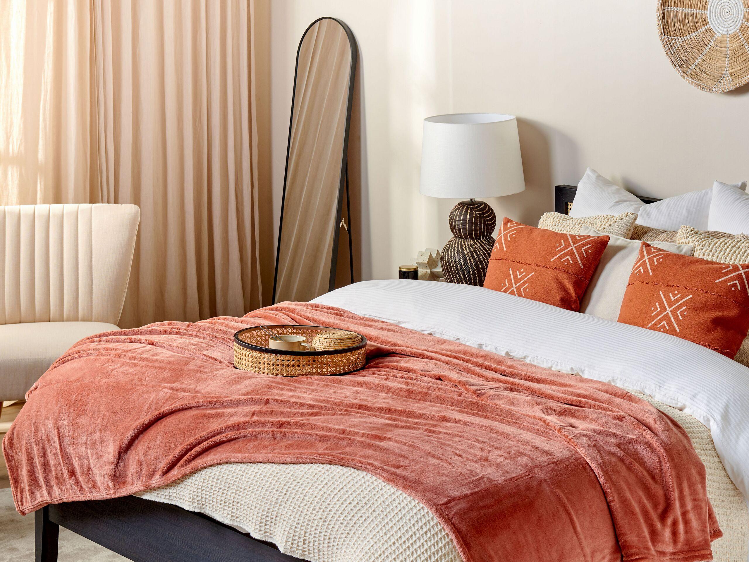 Beliani BAYBURT Coperta Morbida Moderna in Poliestere  