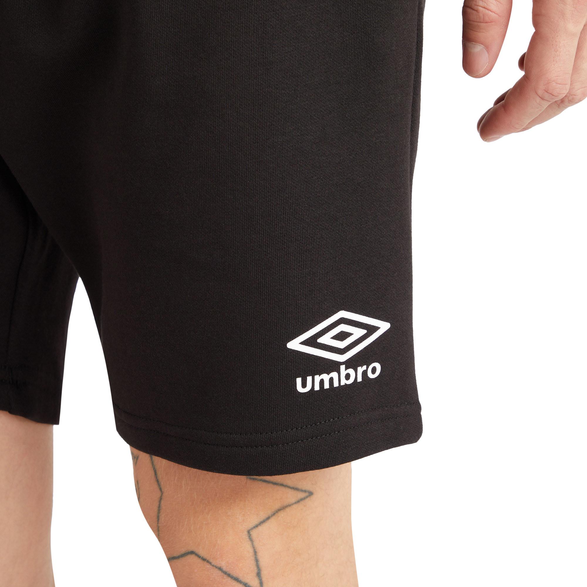 Umbro  Short de jogging TEAM 