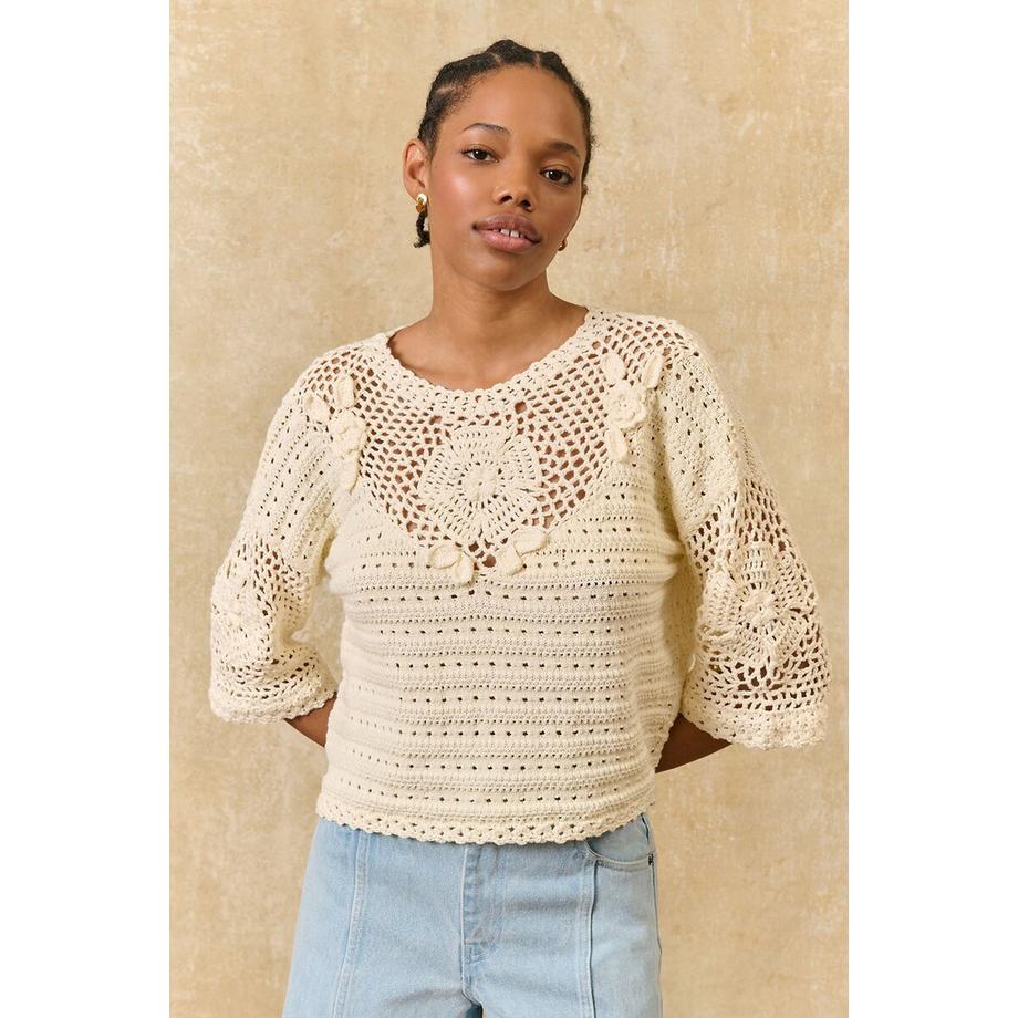 Häkelpullover mit kurzen Ärmeln