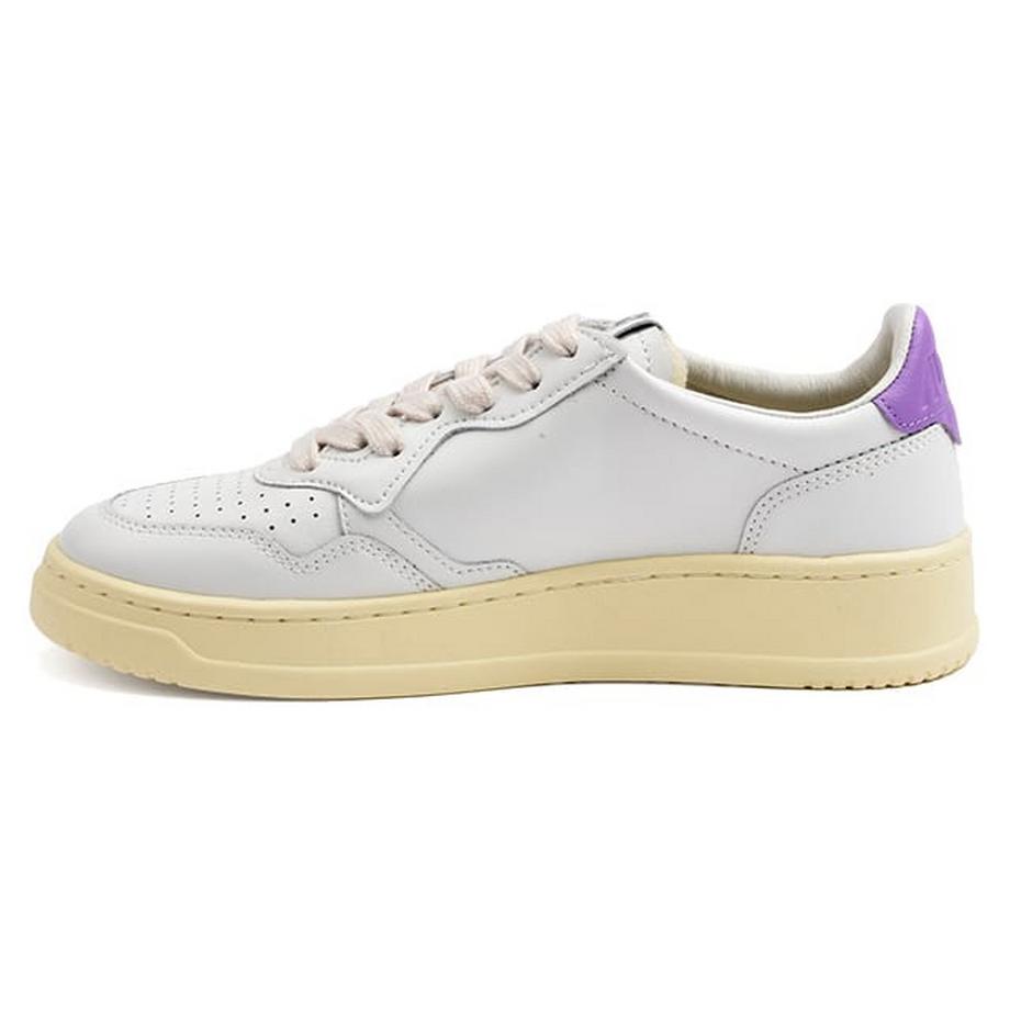 Autry Medalist Low Top Sneakers  