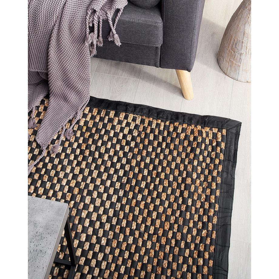 Beliani Tapis en Cuir Boho GERCE  